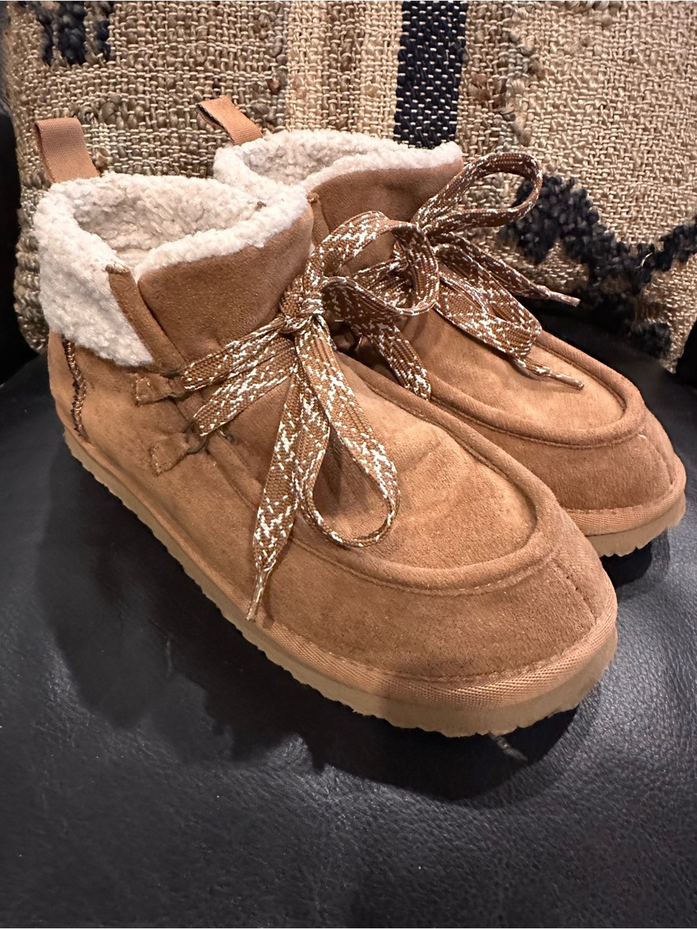 Cozy Sherpa-Lined Ankle Boots in Tan